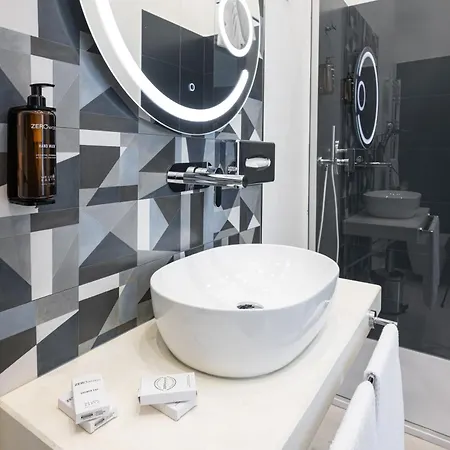 Гостевой дом The Dome 4*