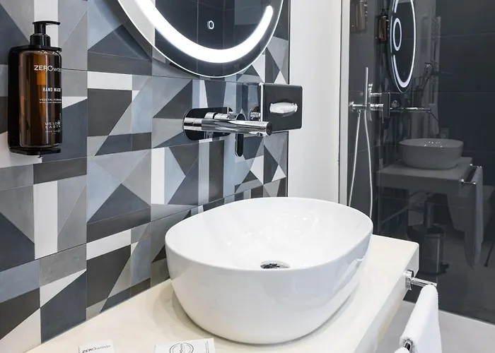 בית הארחה The Dome 4*